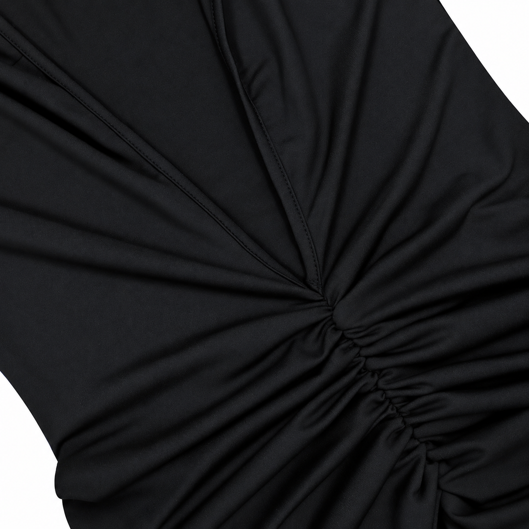 Hug | Black Long Sleeve Backless Maxi Dress