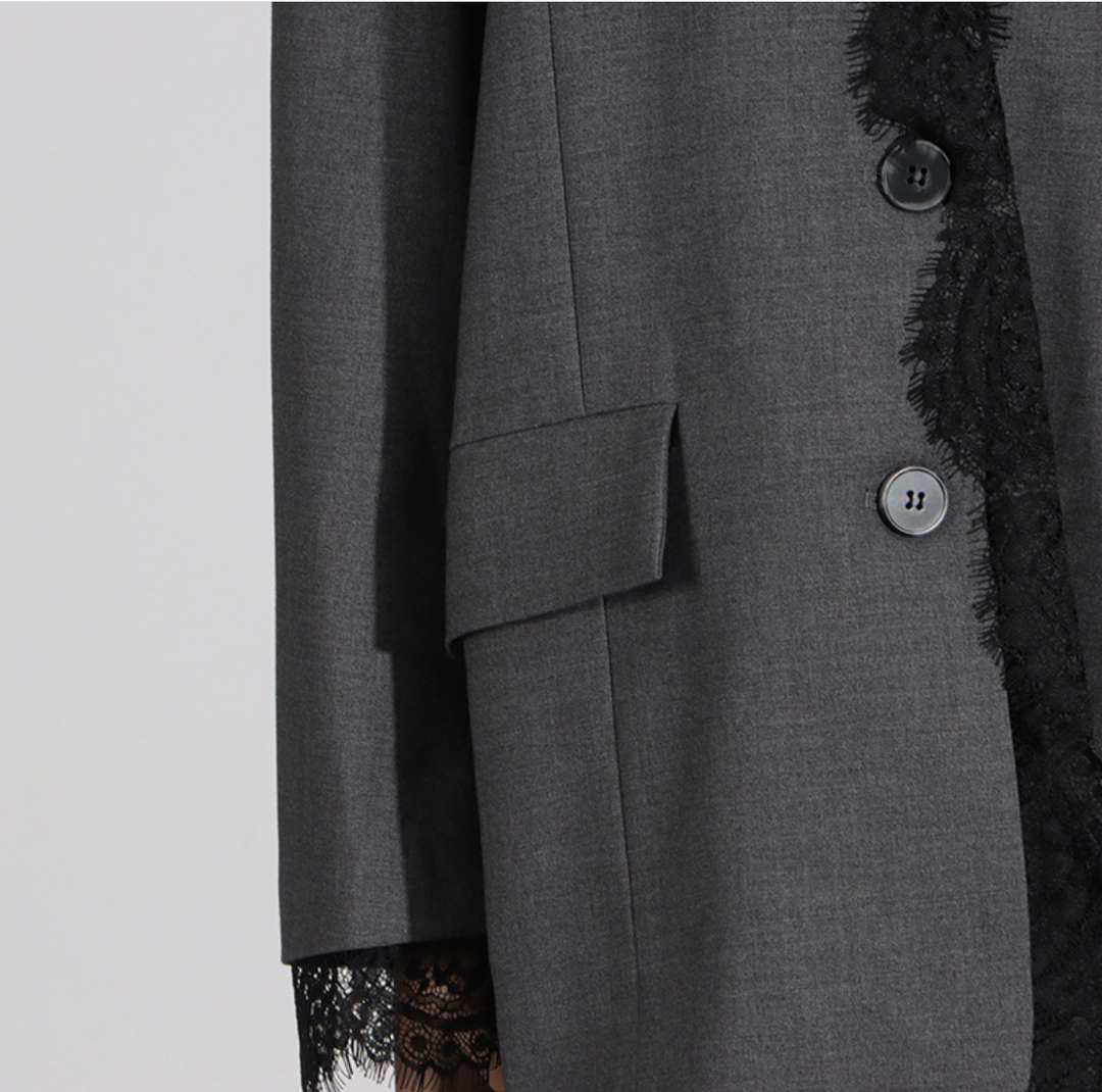 Gaze | Lace Trim V Neck Blazer